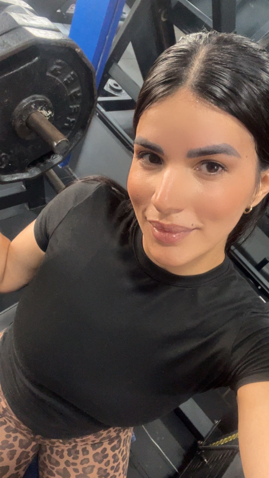 Meet new people on ChitChatGG TV